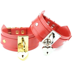 Girls' Oversized Handmade Locking Collar