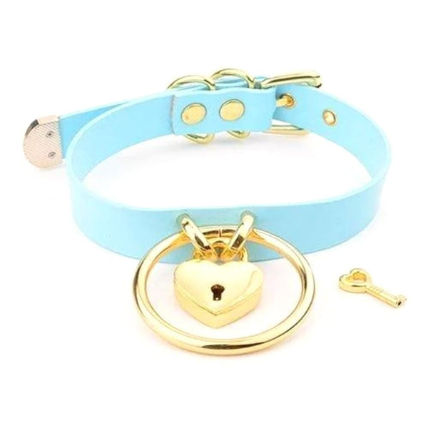 Golden Kawaii Heart Locking Collar