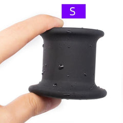 Expanding Hollow Silicone Ring Butt Plug